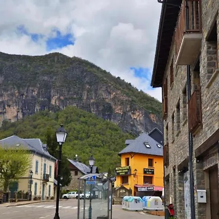 Lägenhet Refugio Pirenaico En Escarrilla